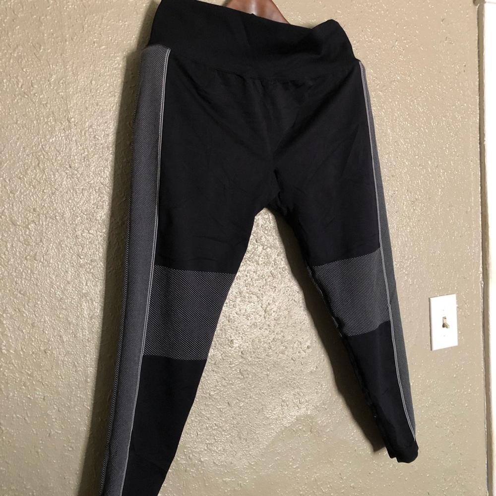 Brand new leggings/workout pants plus 2XL/3XL